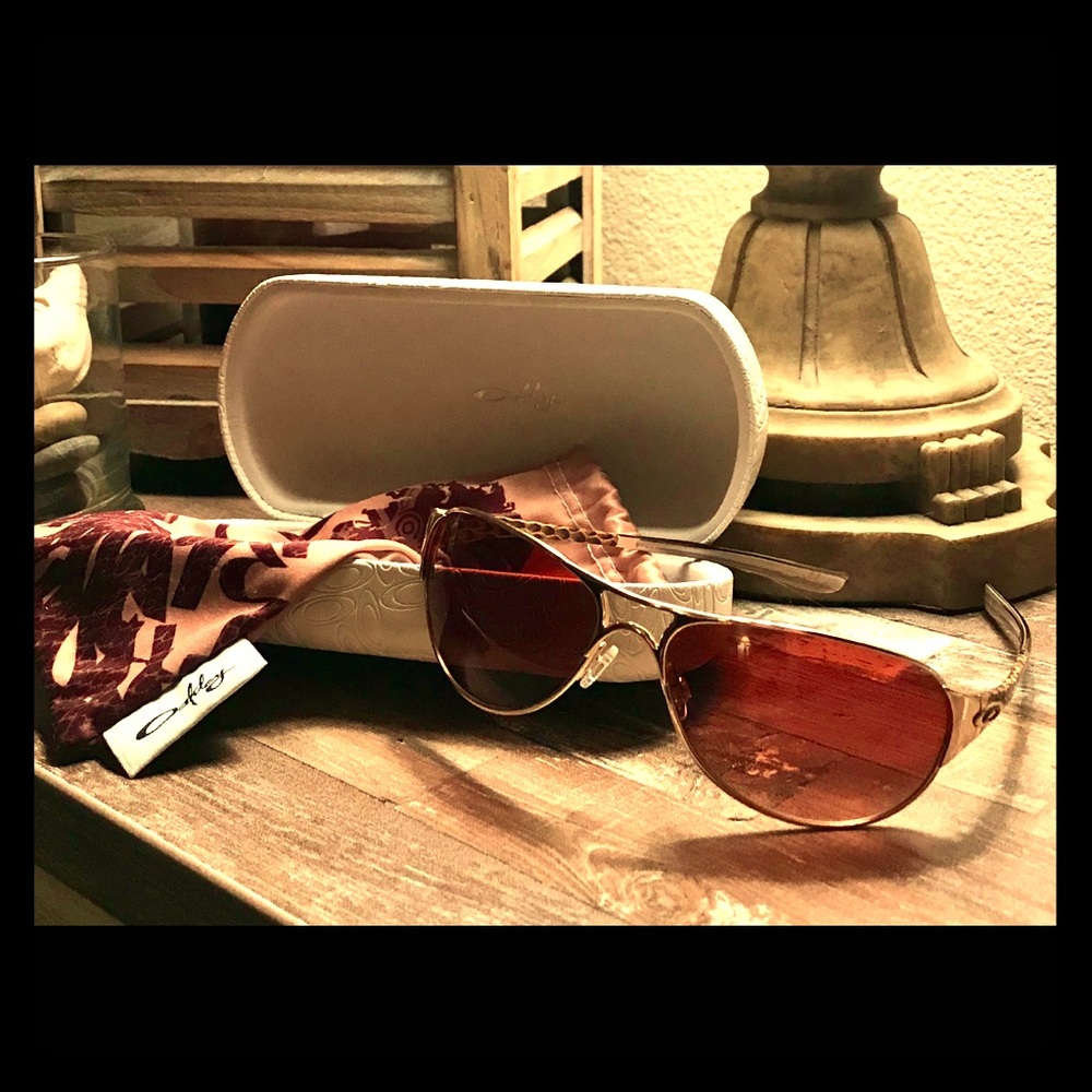 Oakley Aviator Sunglasses